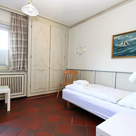 Ruem Hart I, App 9 *